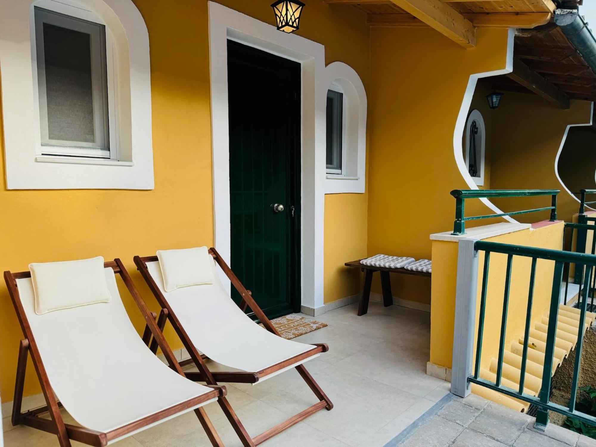 Afrodite'S Loft & Studios Paleokastritsa Exterior photo