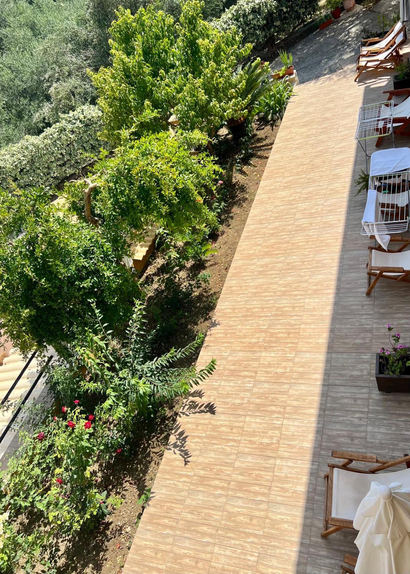 Afrodite'S Loft & Studios Paleokastritsa Exterior photo